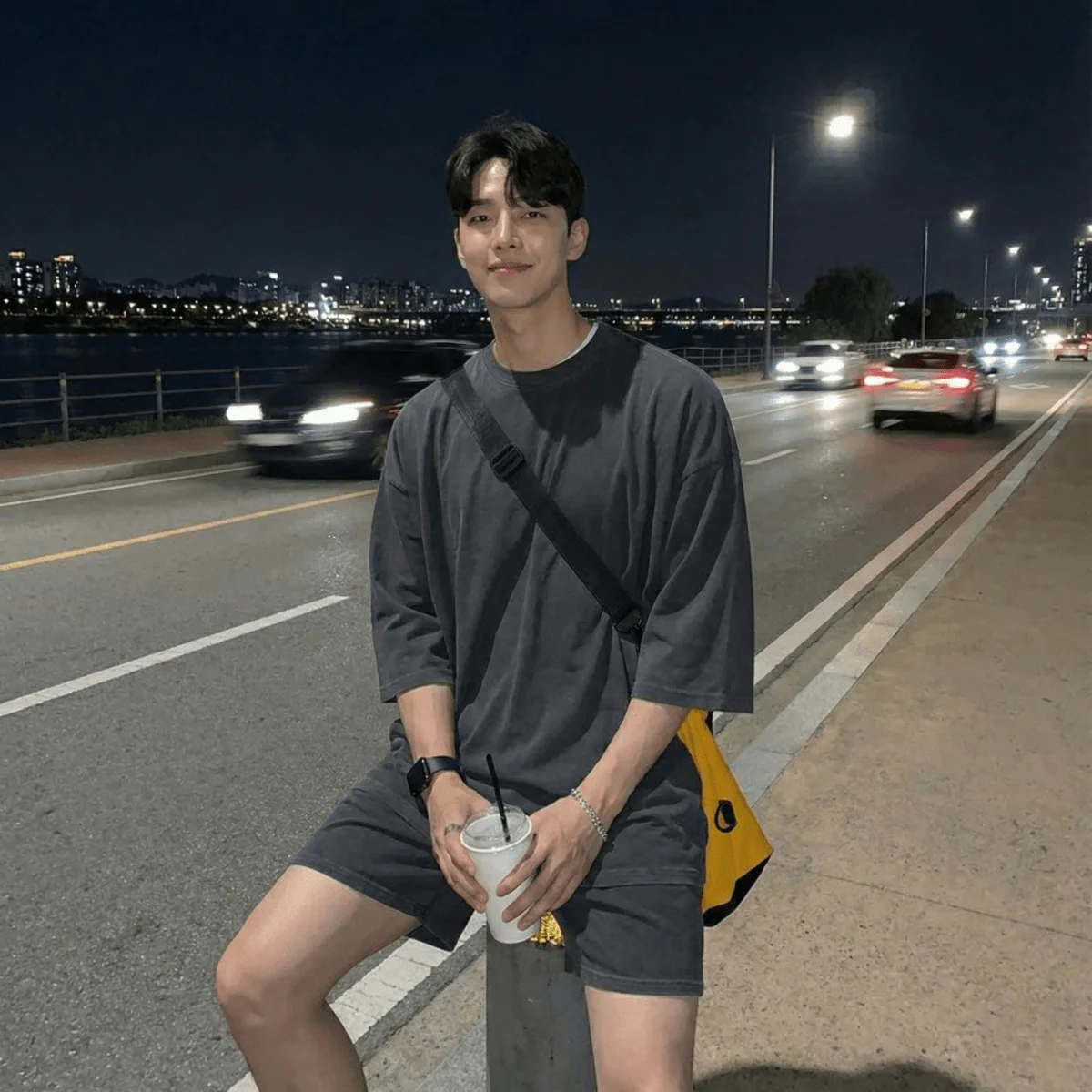 GS No. 152 Loose Street T-shirt - Image 2