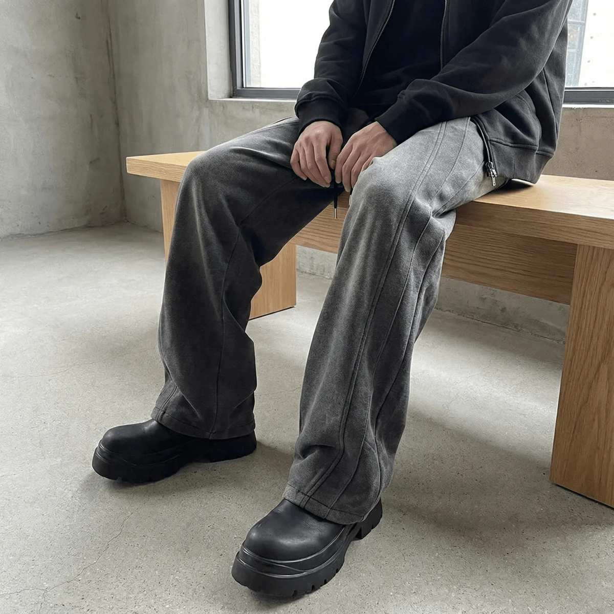 GS No. 376 Loose Jogger Pants